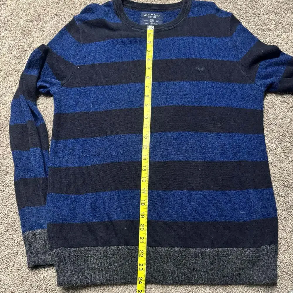 American Eagle Outfitters Men's Blue and Black Striped Crew Neck Long Sleeve Swe